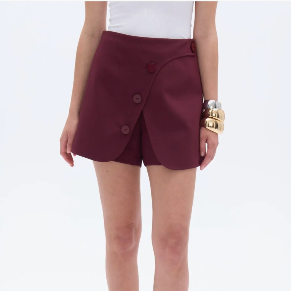 NWT Nocturne Button-Designed Shorts XS